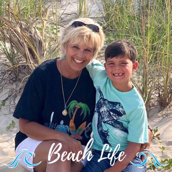 Meet your Posher, Pam - Picture 1 of 1